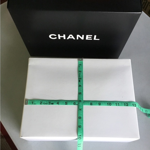 CHANEL EMPTY BOX FROM FLAP BAG NO BAG WITH BOOK MINI DUST BAG - Picture 10 of 14